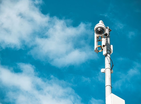 Can cctv cameras work without the internet?